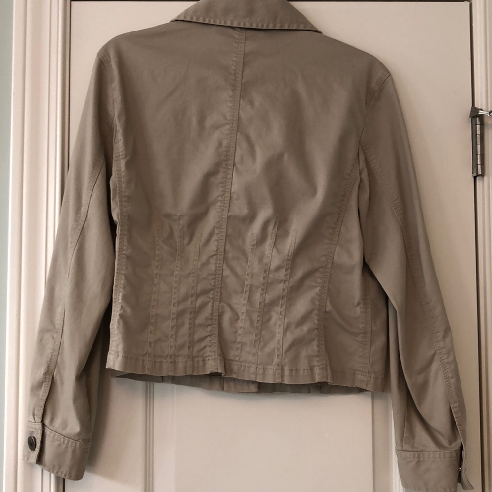 Lightweight jacket - Picture 4 of 5